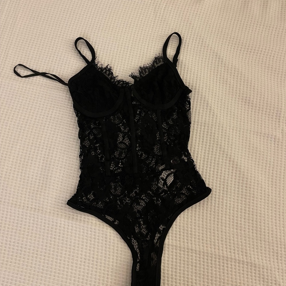 Missguided black lace bodysuit size 0